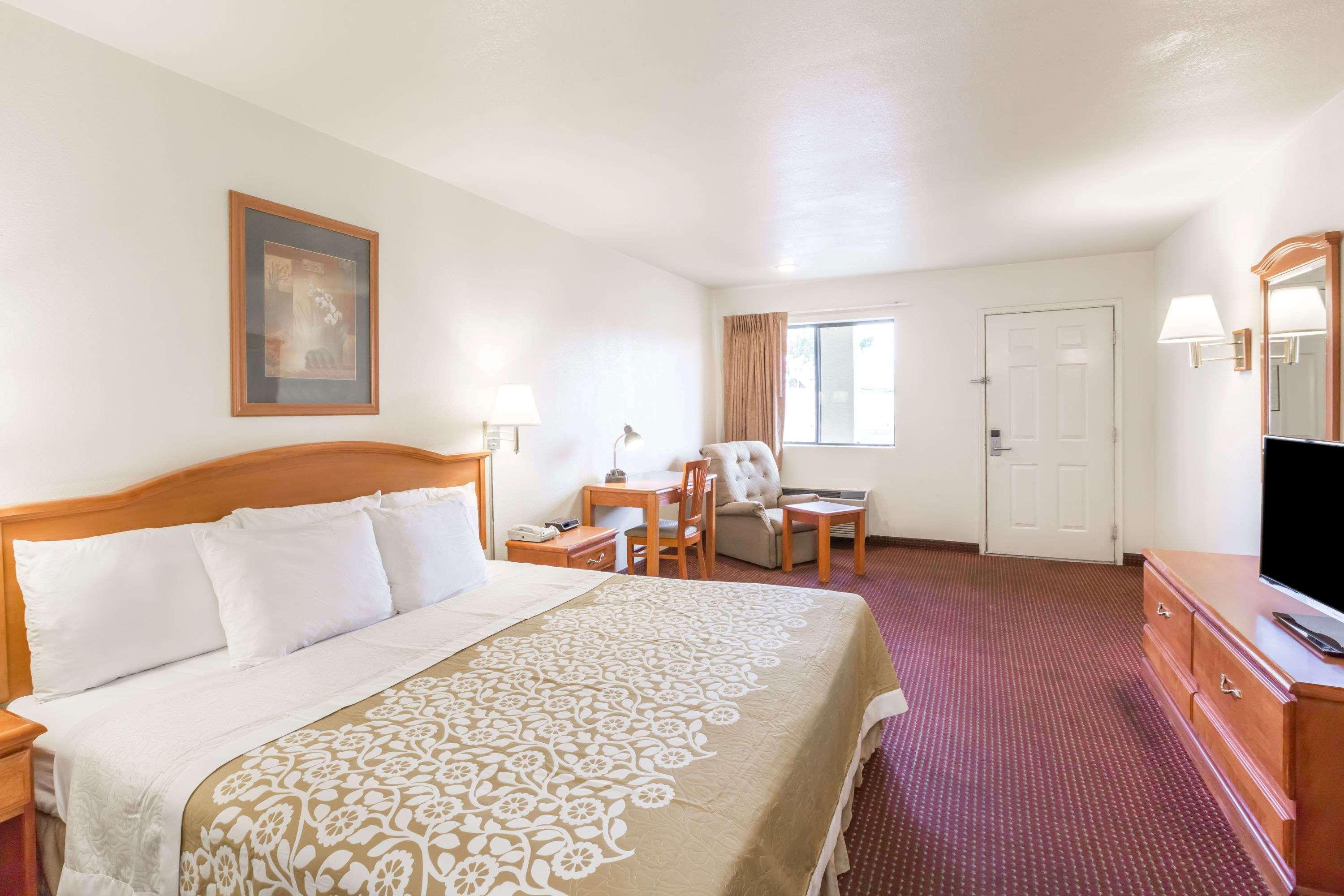 Days Inn By Wyndham Willcox Exteriér fotografie